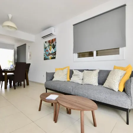 Vila Sleeps 8 With Private Pool Ayia Napa