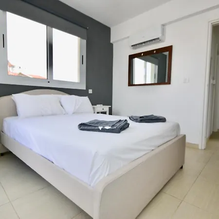 Sleeps 8 With Private Pool Ayia Napa