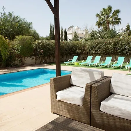 Villa Sleeps 8 With Private Pool Ayia Napa